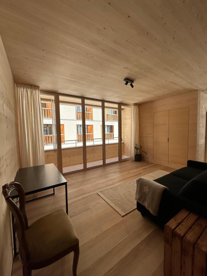 Mondholz Ferienwohnung Andermatt Exterior photo