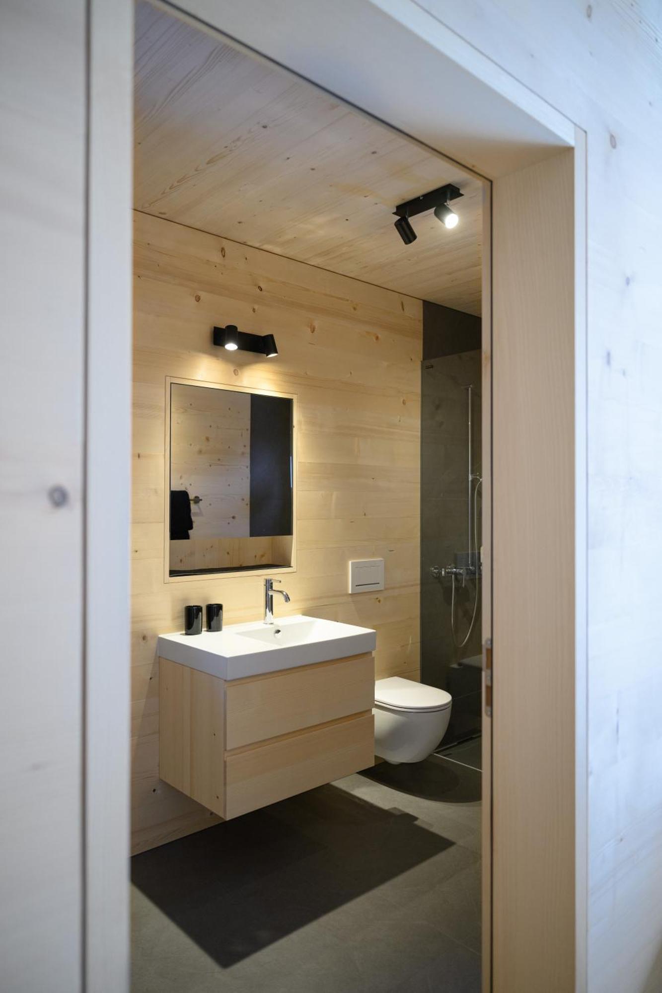 Mondholz Ferienwohnung Andermatt Exterior photo